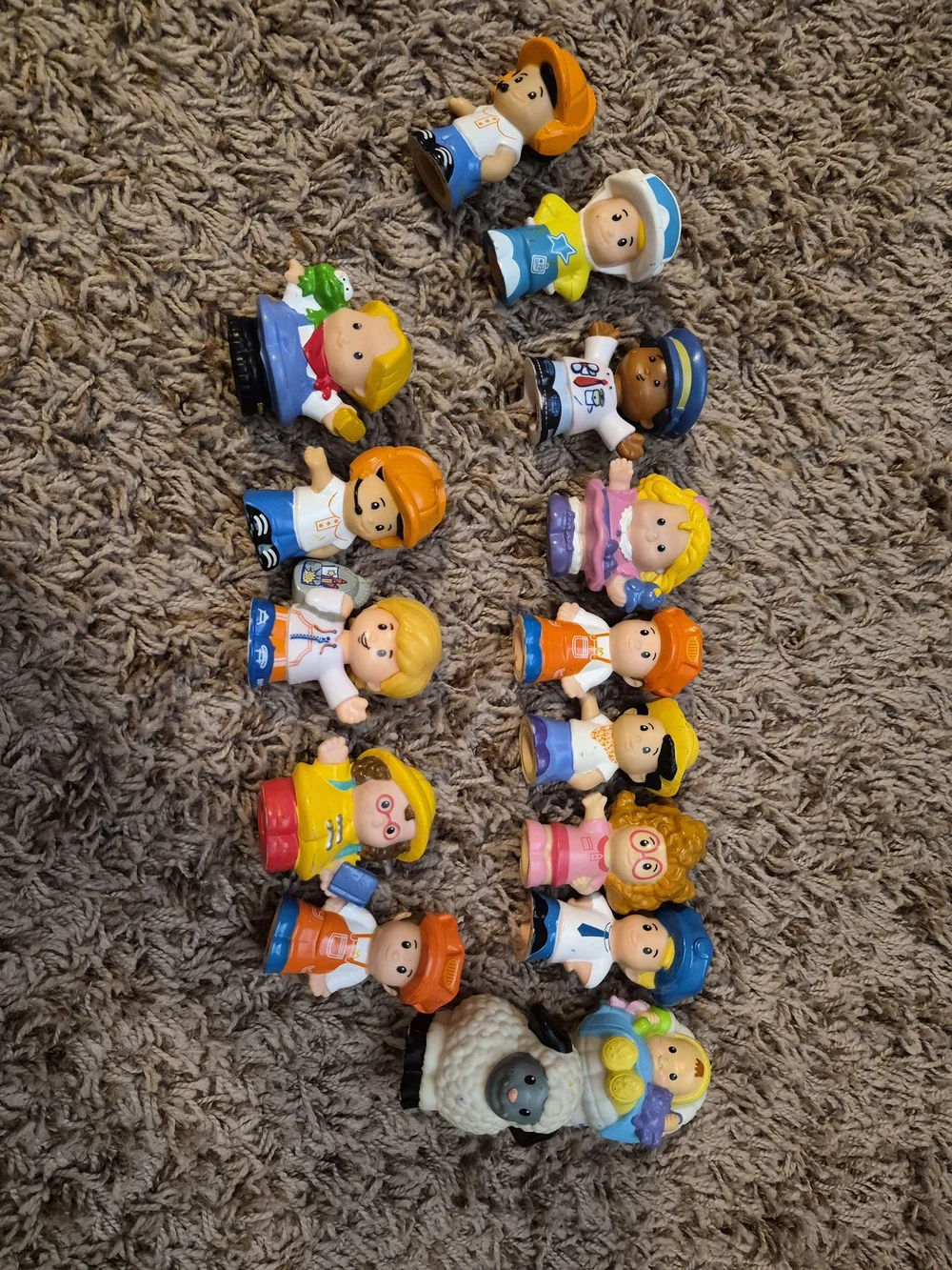 Fisher-Price Little People – 15-Piece Set